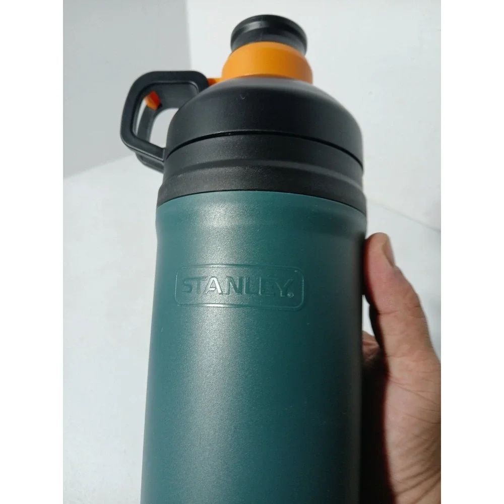 Stanley Adventure Insulated Cold Drink Water Bottle 32 Oz 0.94L Plastic - Picture 3 of 5